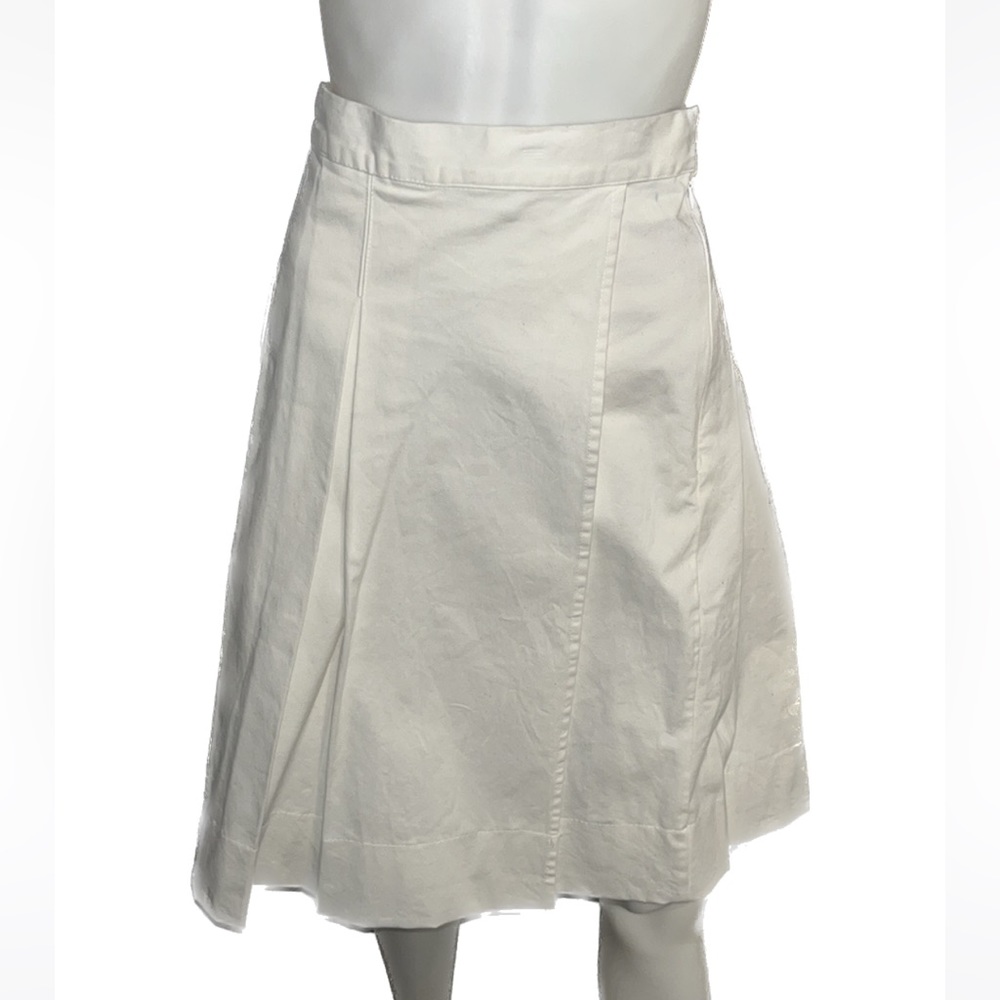 Women’s white skirt size XS